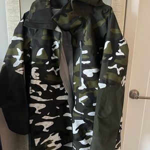 The North Face A-CAD FUTURELIGHT Jacket Steep Series
Women's Size L DWR Ski